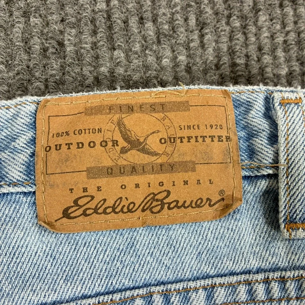 Eddie Bauer Mens Size 35x32 Straight Leg Jeans Light Wash Denim 100% Cotton
